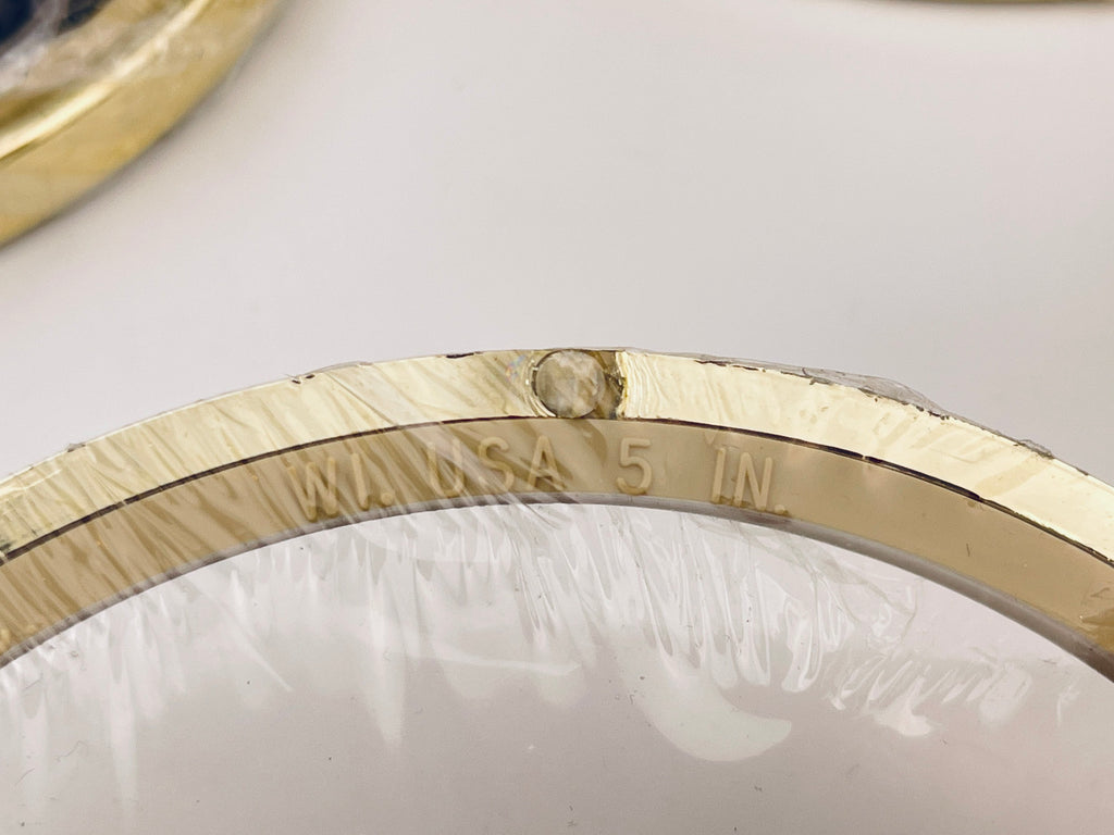 Product image for 'vintage 5 gold plastic embroidery hoop the new berlin co made in usa new old stock nos set of two 2' (view 56460a)