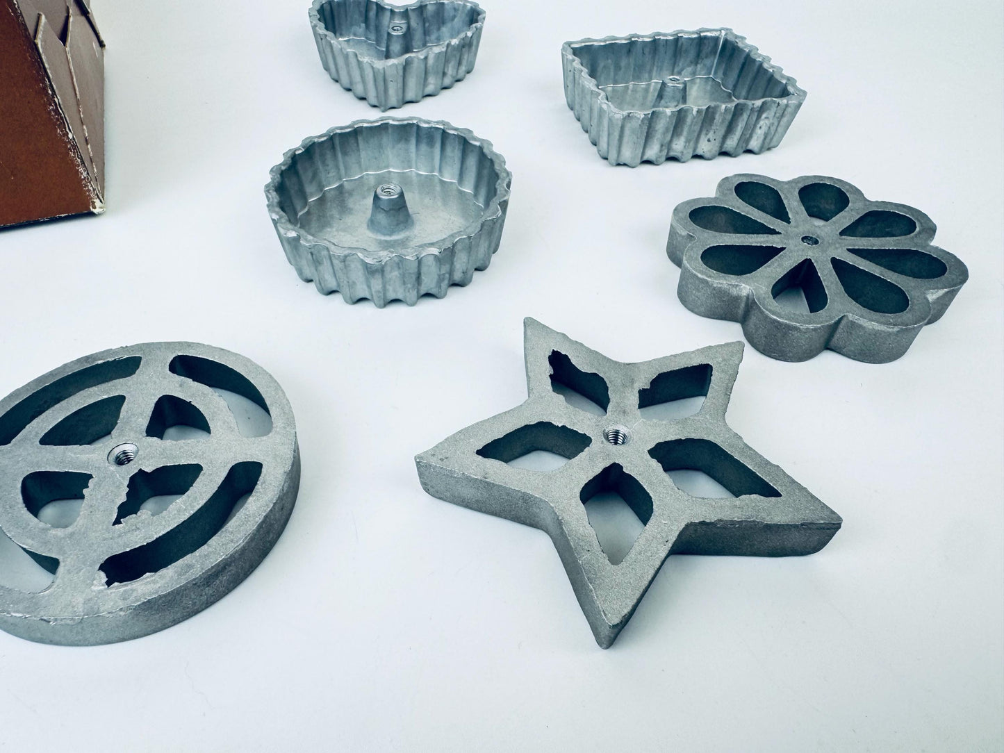Product image for 'vintage nordic ware rosette timbale iron set scandinavian pastry molds' (view 36505d)
