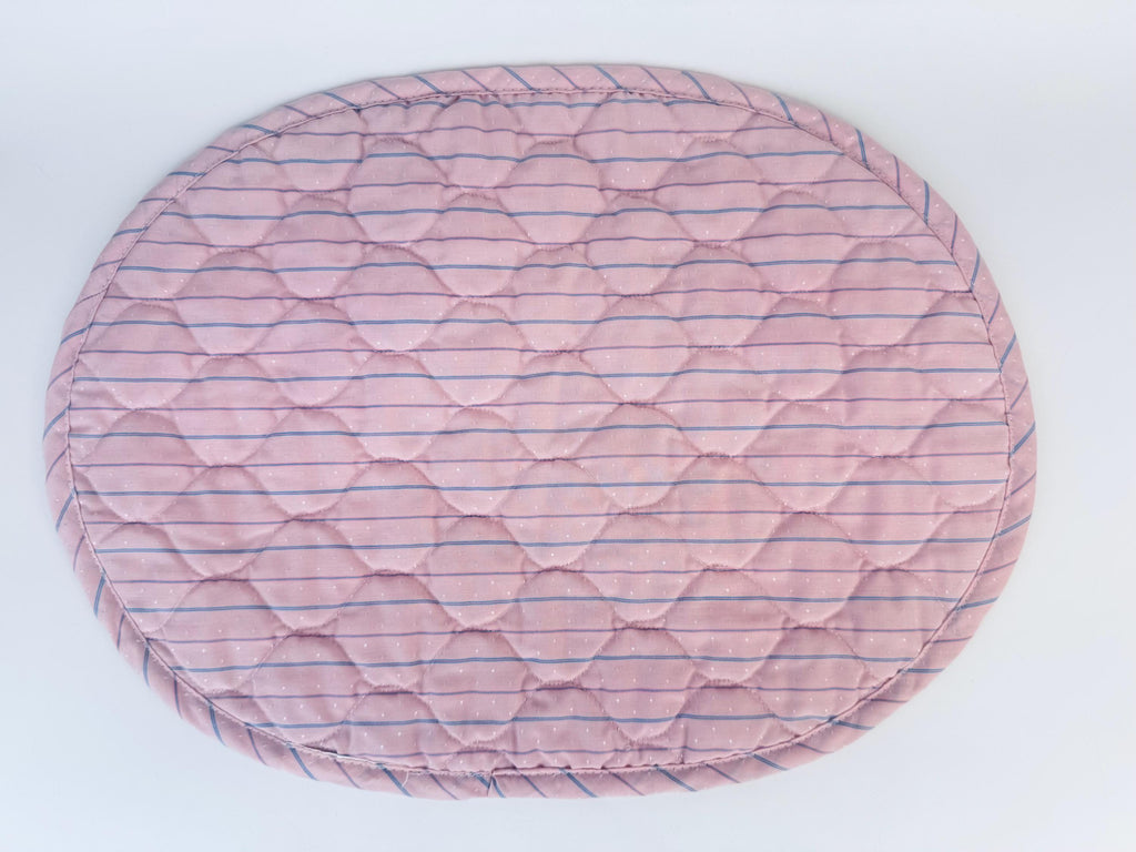 Product image for 'vintage oval 90s pink purple quilted place mats napkin set set of four 4' (view ac56a5)