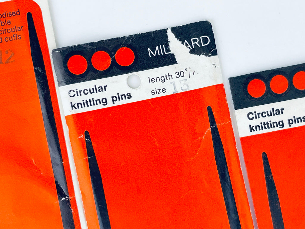 Product image for 'vintage milward circular knitting pins length 30 75 cms sizes 11 14 sold separately made in england wester germany' (view e7afce)