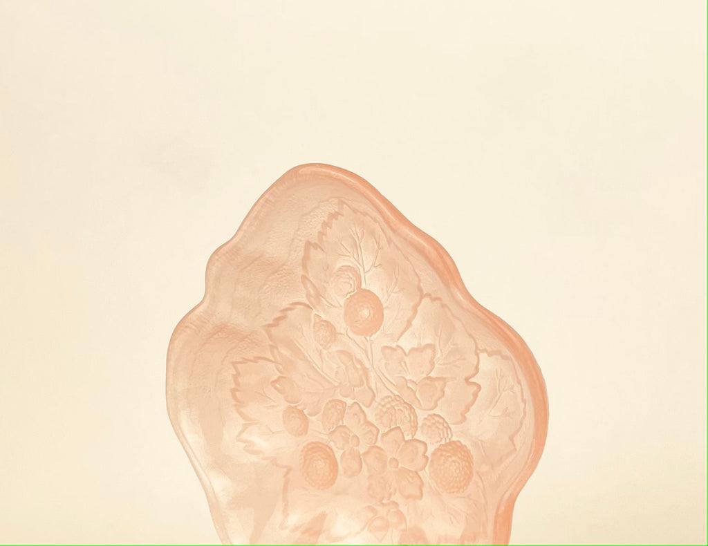 Product image for 'vintage light pink trinket jewellery tray flower leaf pattern' (view c4f06e)