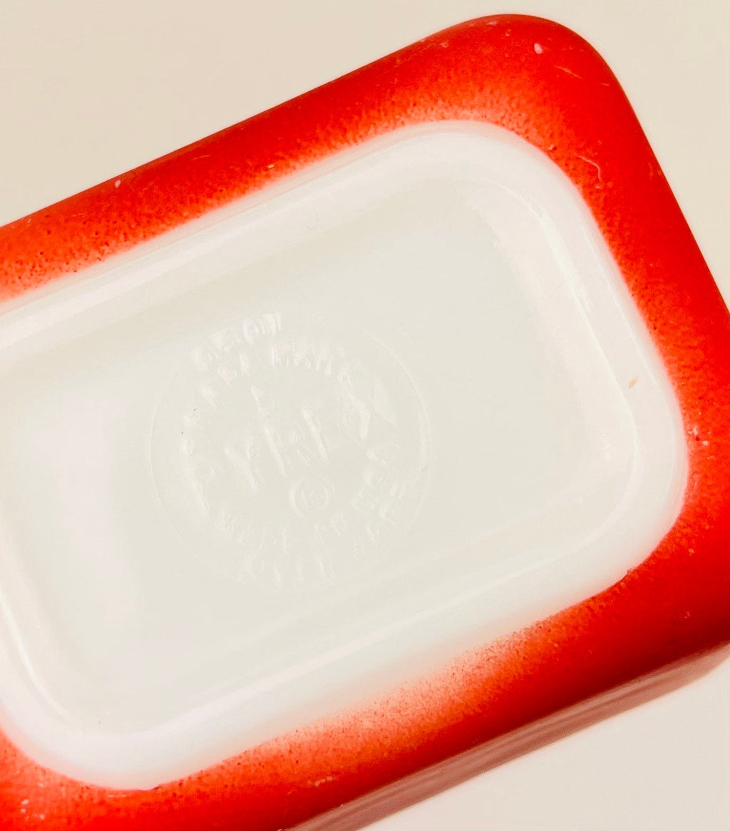 Product image for 'vintage small pyrex refrigerator fridgie dish primary red 501' (view c09ff5)