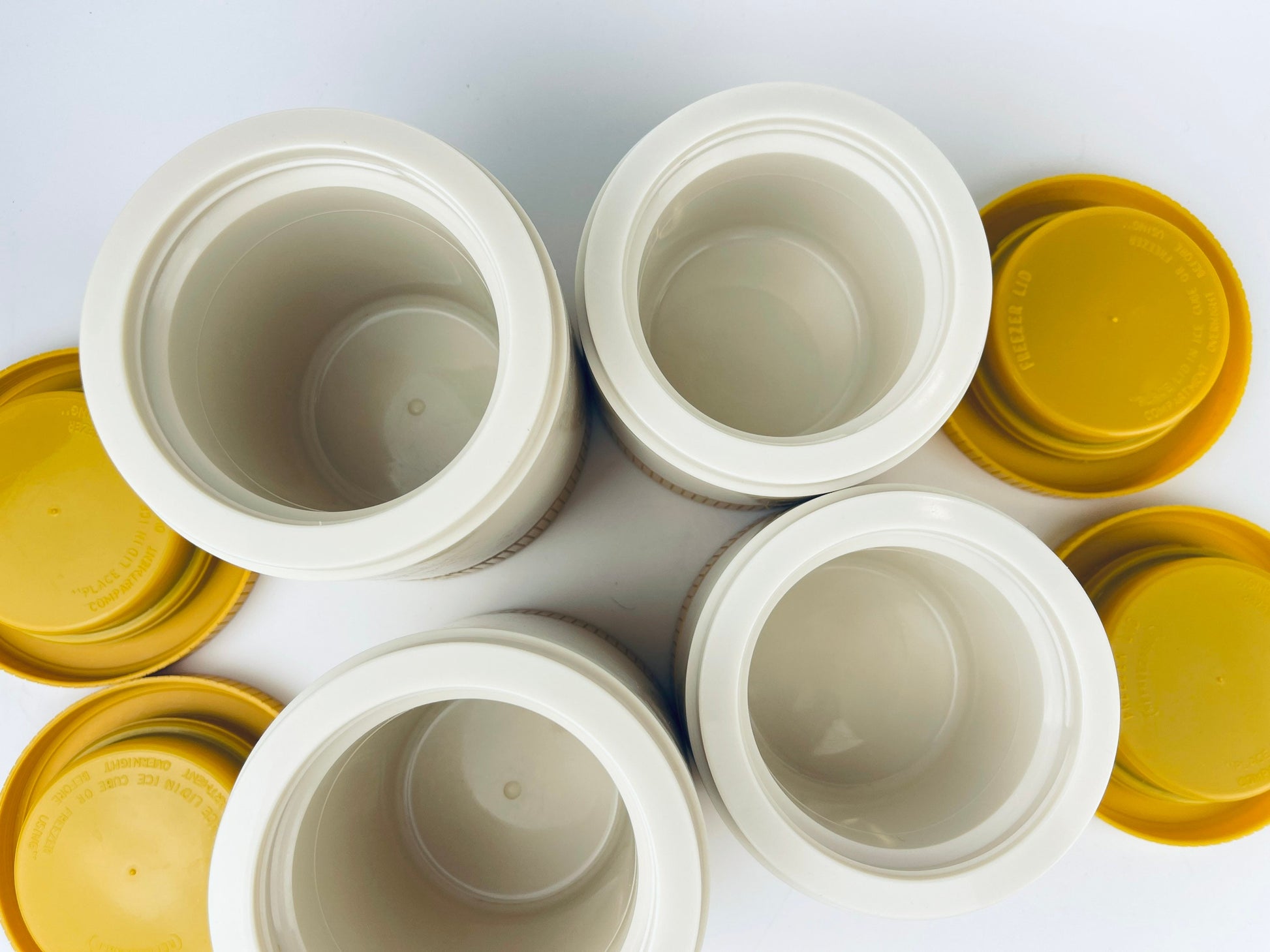 Product image for 'vintage 70s aladdin yellow beige thermos insulated vacuum sealed jar sold individually made in canada freezer lid' (view 090169)