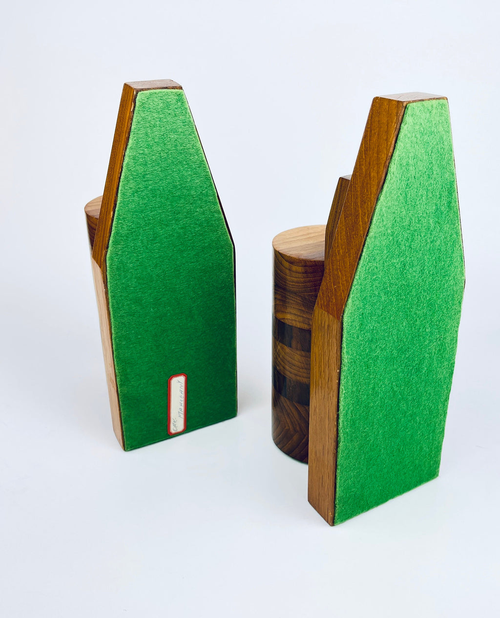 Product image for 'vintage handmade oak mahogany wood book ends felted bottoms' (view 8ce105)