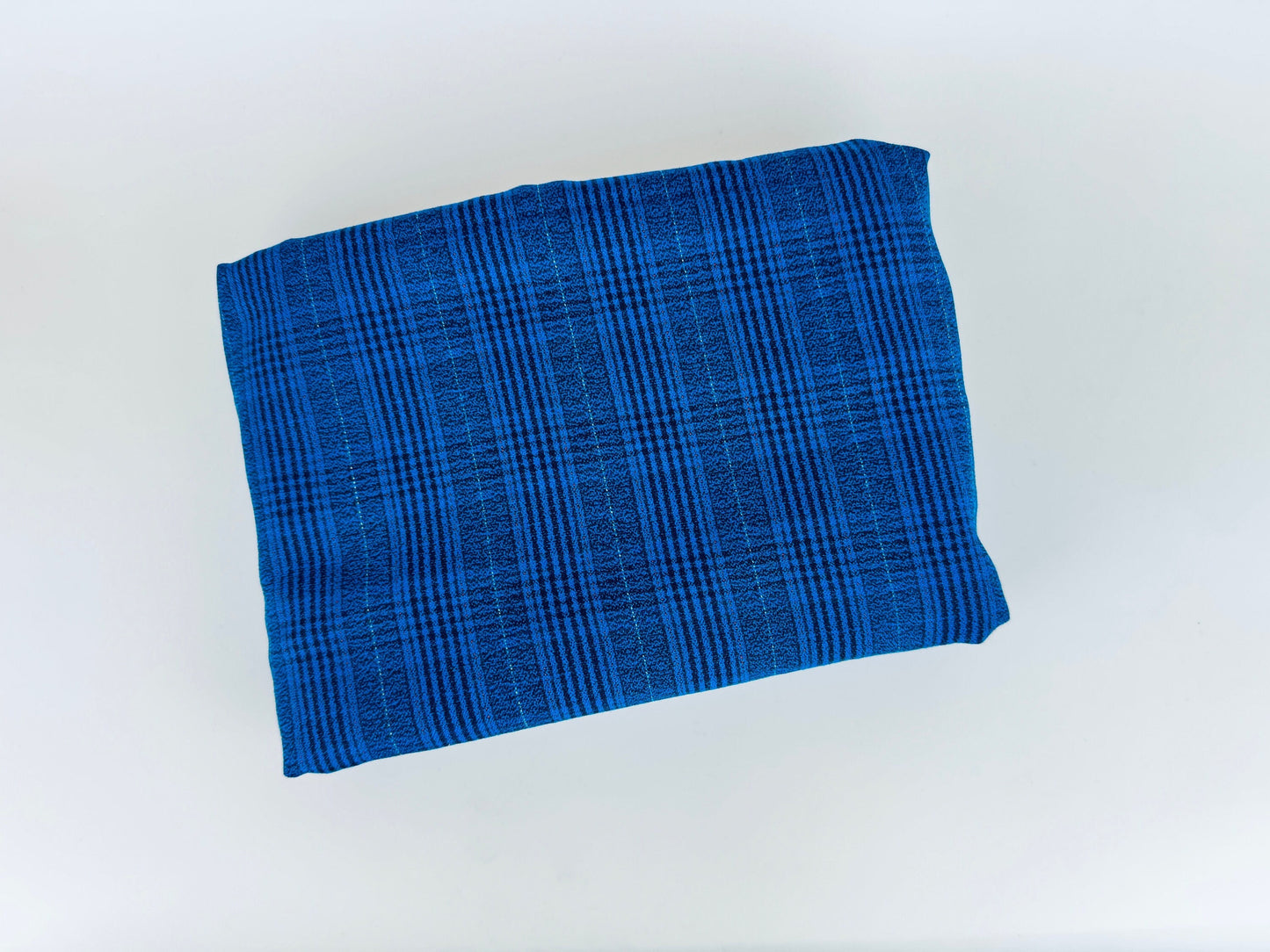 Tissu polyester à carreaux bleu et noir vintage - 122 x 147 cm