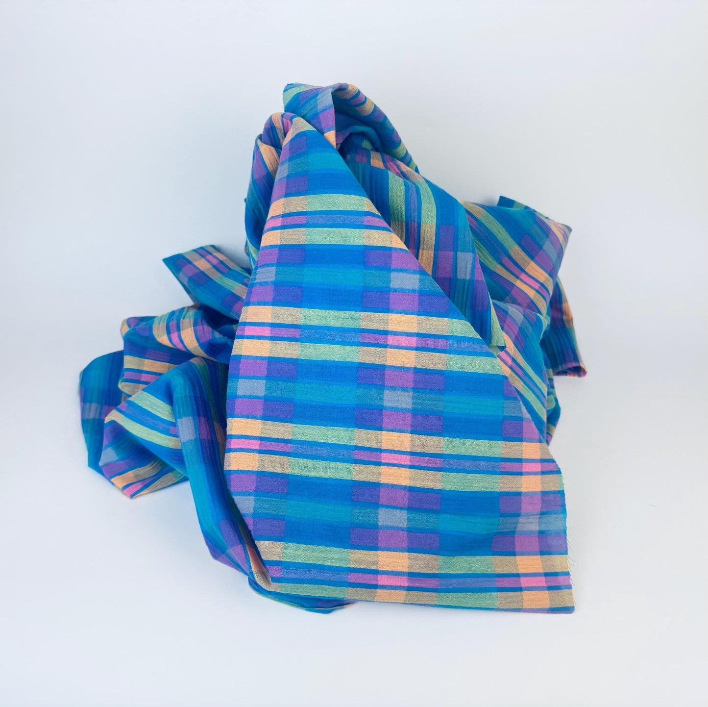 Product image for 'vintage bright pastel polyester fabric material 46 x 96' (view a986dd)