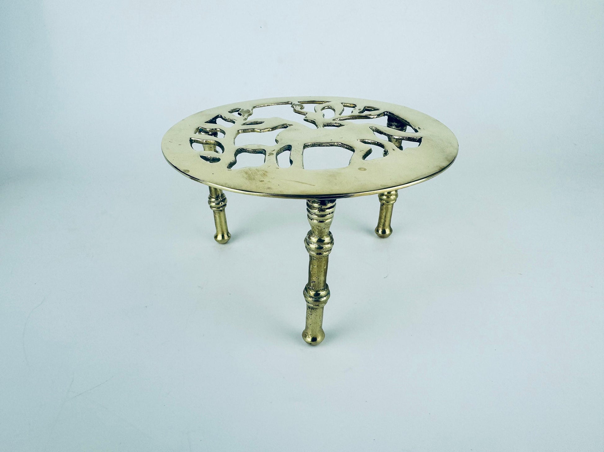 Product image for 'vintage brass easel trivet plant stand horse woodland design' (view 0c157b)