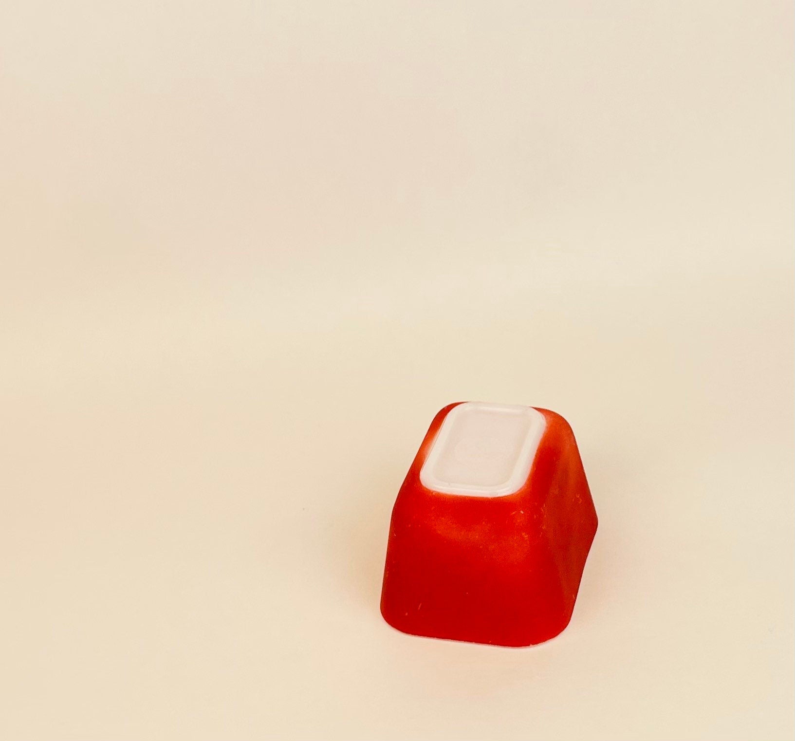 Product image for 'vintage small pyrex refrigerator fridgie dish primary red 501' (view c008ee)