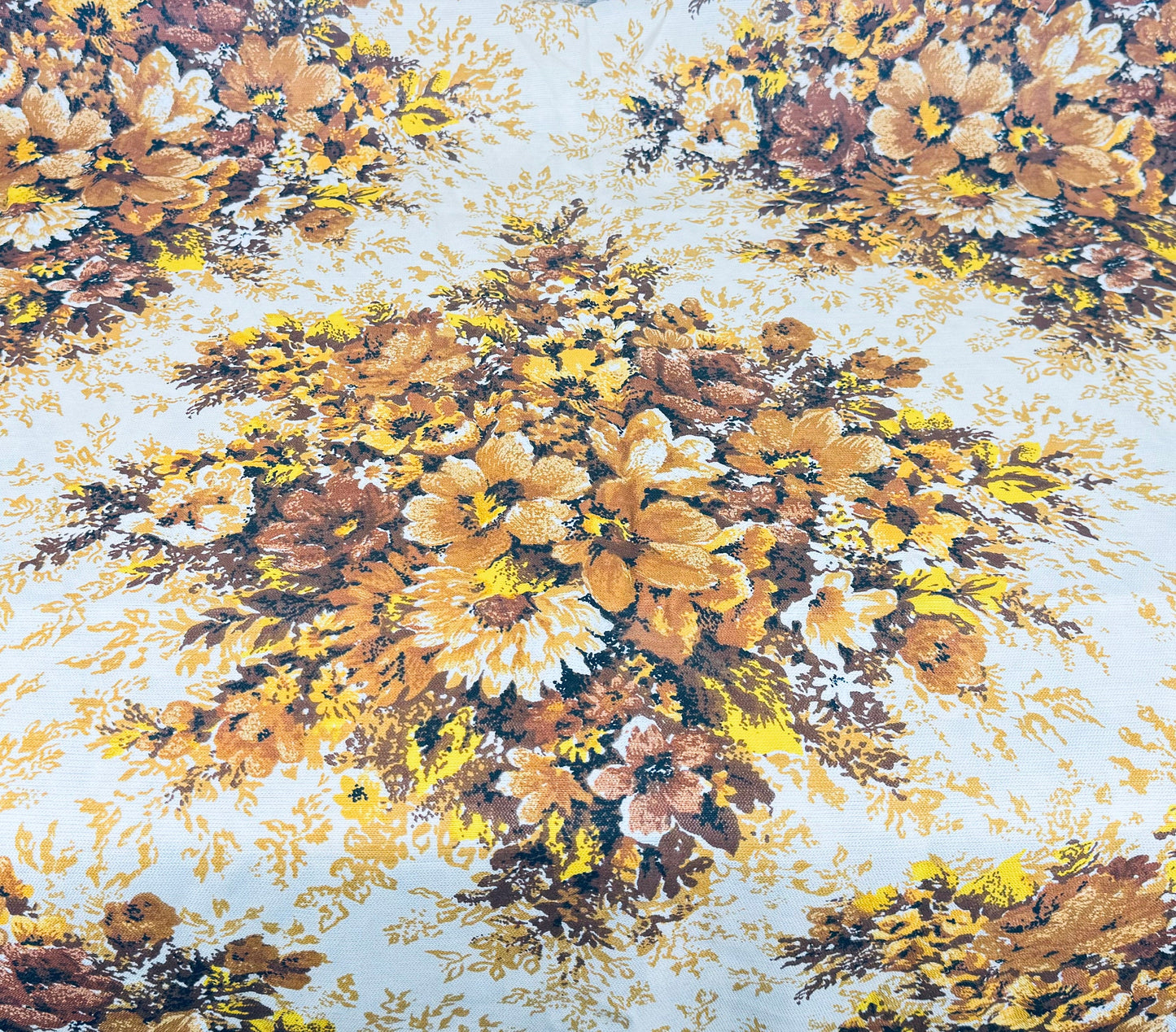 Product image for 'vintage grandmas couch large print floral beige brown fabric material 43 x 150' (view 1cff4d)