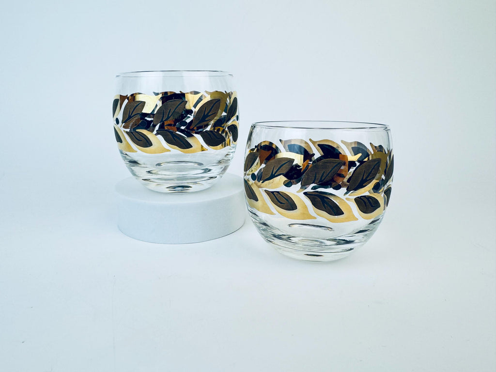 Product image for 'vintage federal glass gold laurel leaf roly poly glasses set of two 2' (view 0b59a8)