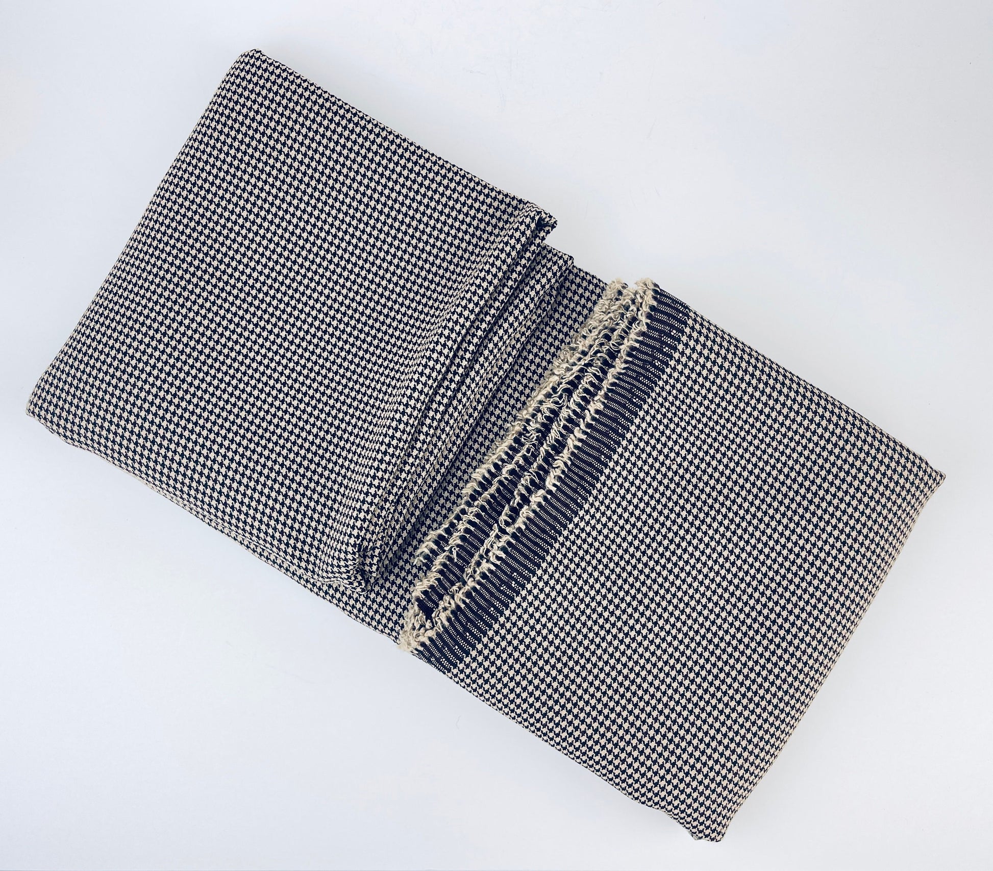 Product image for 'vintage houndstooth beige purple navy polyester fabric 57 x 64' (view 4e6295)