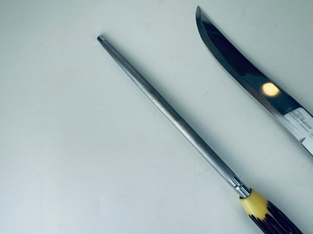 Product image for 'vintage king carver faux antler bakelite serving utensil knife set sheffield england set of three 3' (view 0a8254)