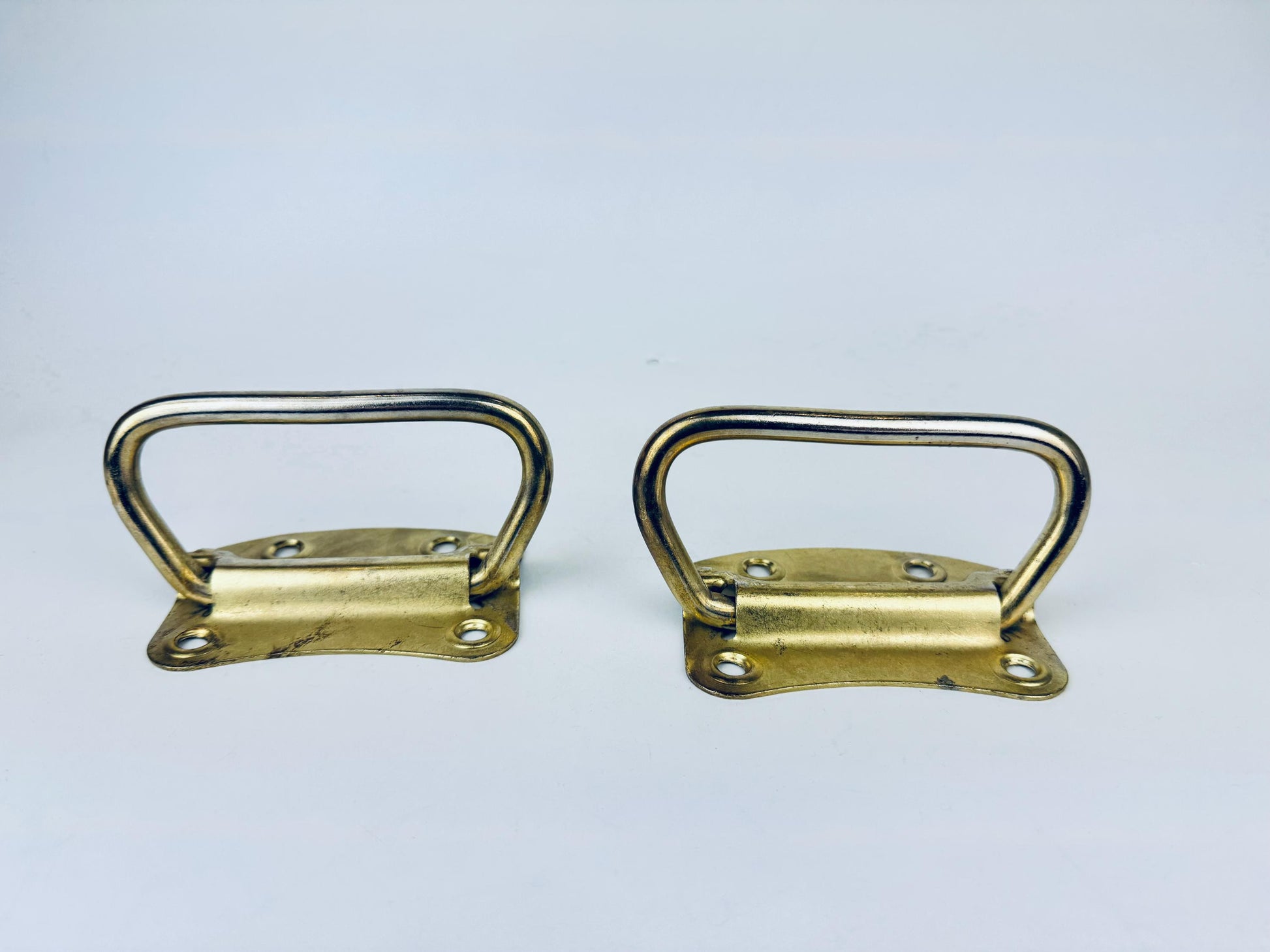 Product image for 'vintage solid brass stanley latch hardware set of two 2 made in usa' (view 5eeb52)