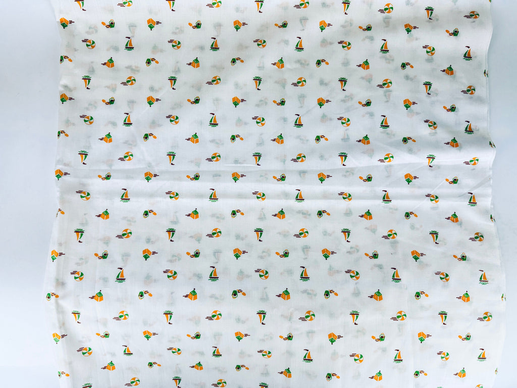 Product image for 'vintage white summer beach fabric sailboat beach ball design 44 x 45' (view e764e7)