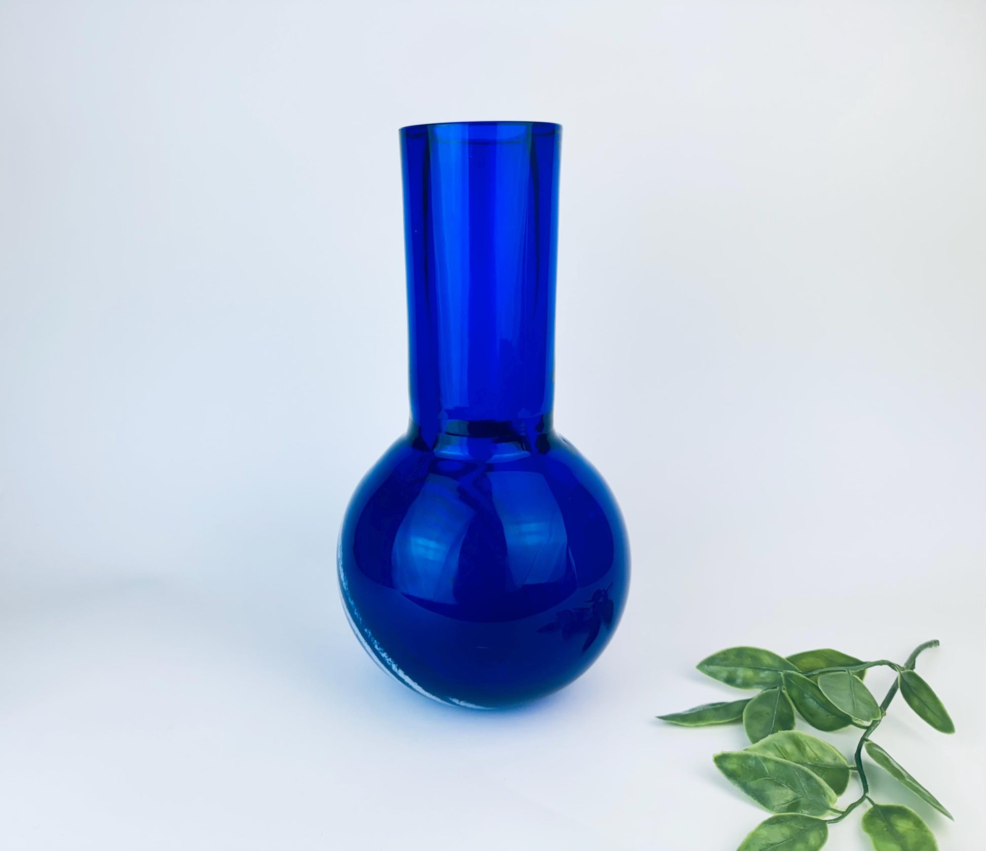 Product image for 'vintage collectible czechoslovakia crystal glass vase cobalt blue white ring design by jan exnar 2002' (view 13a185)