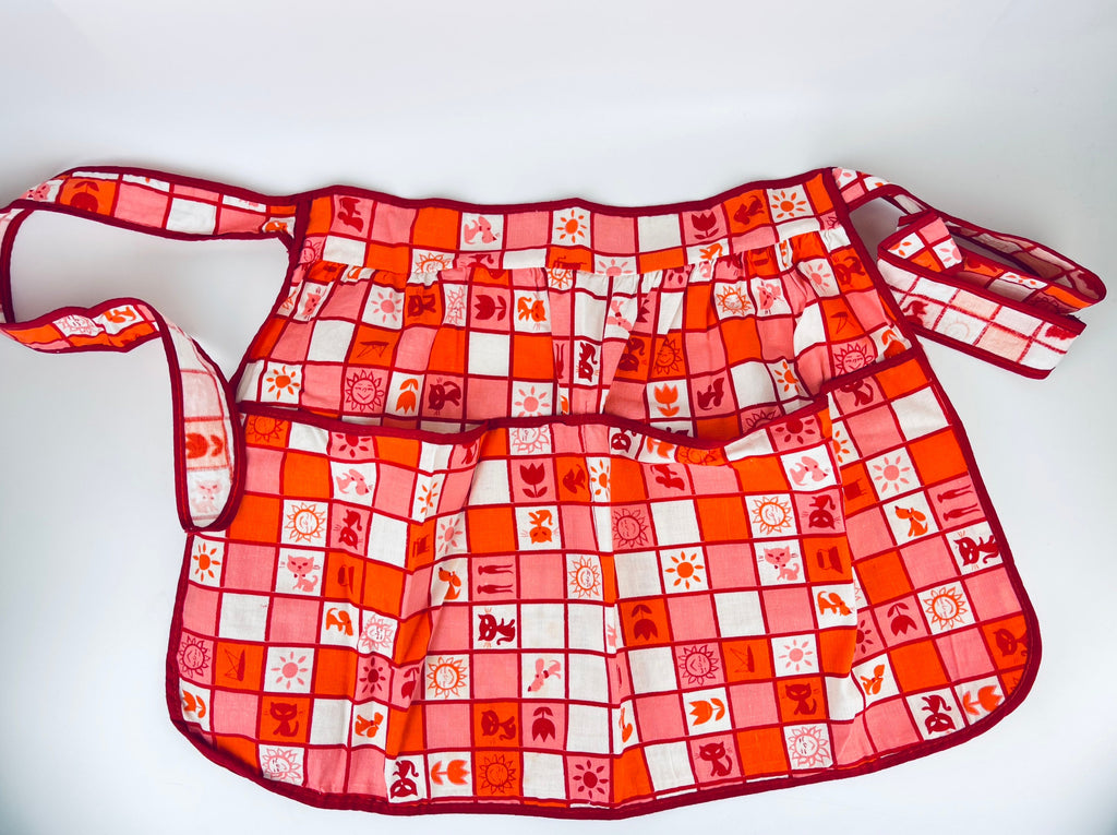Vintage 1950s Pink Red Atomic Cotton Waist Apron with Pockets  MCM Kitchen Hostess Apron