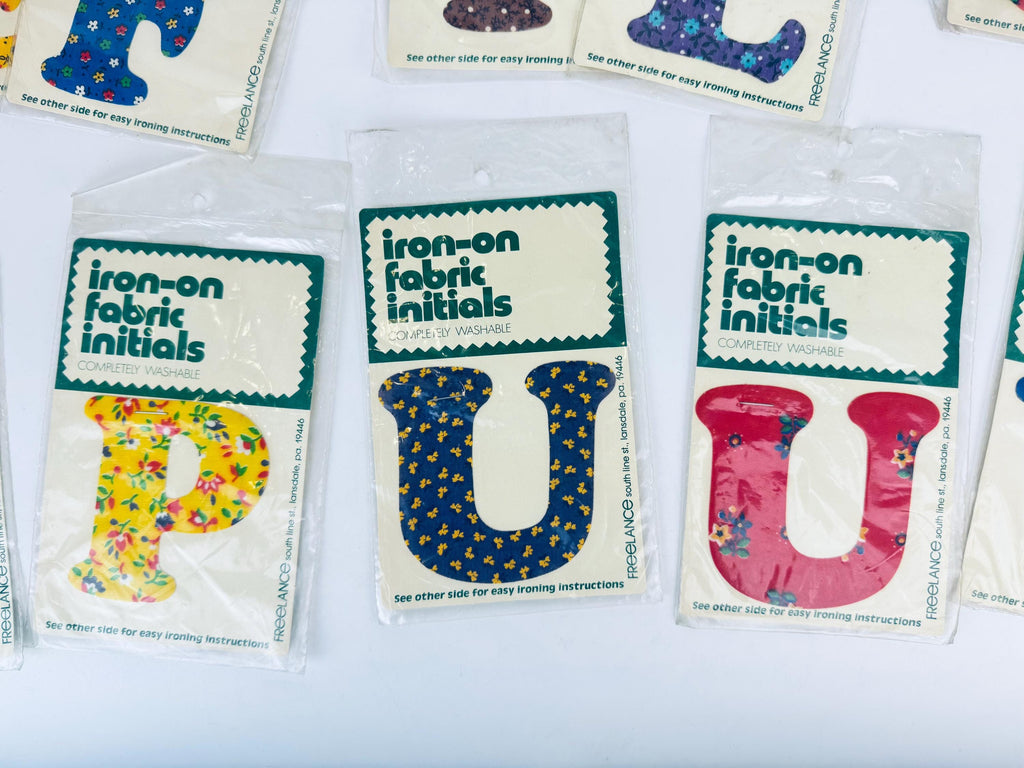Patch thermocollant vintage des années 1970 avec initiales - Appliqué floral - Monogramme lavable neuf et ancien