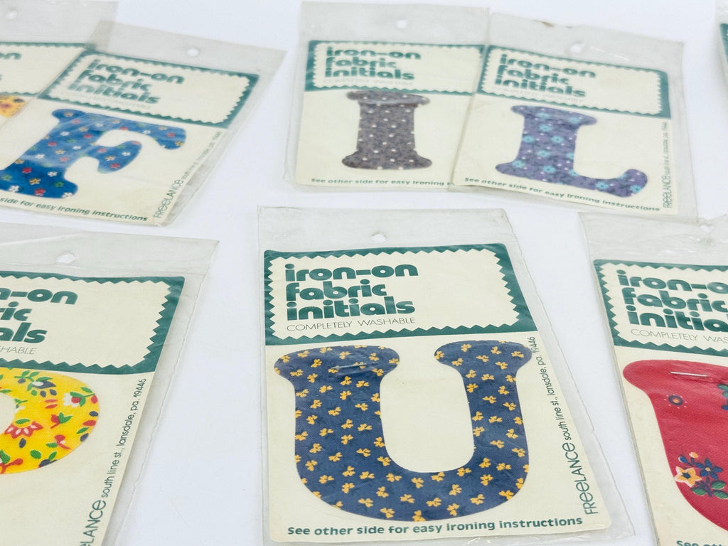 Patch thermocollant vintage des années 1970 avec initiales - Appliqué floral - Monogramme lavable neuf et ancien