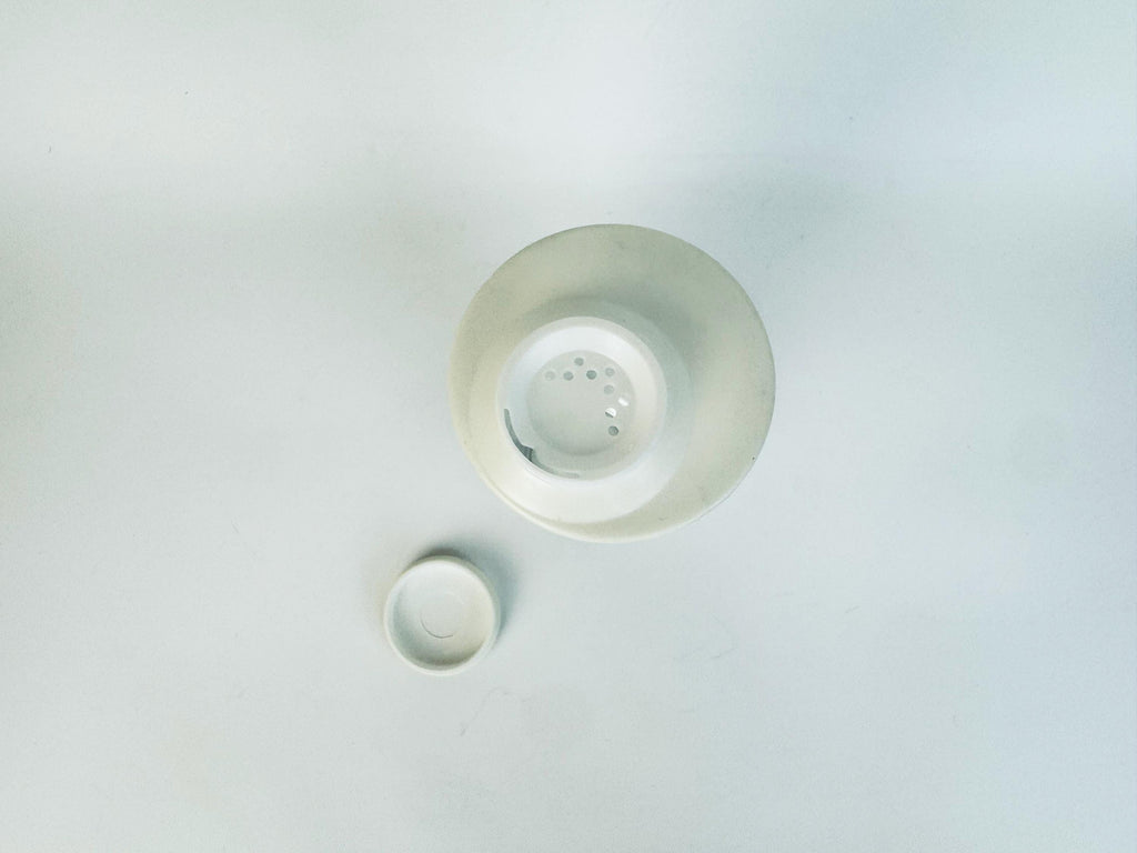 Vintage Federal Glass Cocktail Shaker  White Plastic Lid