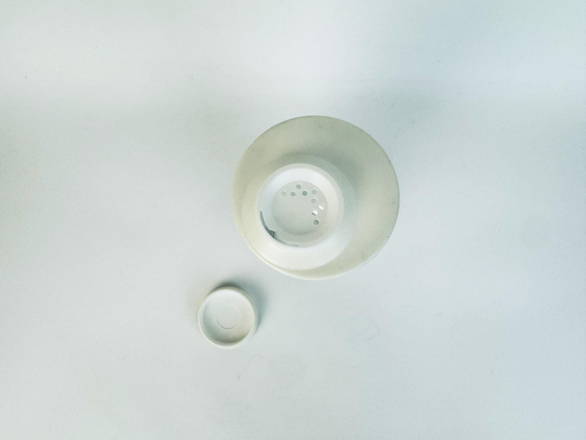 Vintage Federal Glass Cocktail Shaker  White Plastic Lid