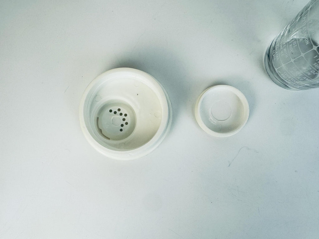 Vintage Federal Glass Cocktail Shaker  White Plastic Lid
