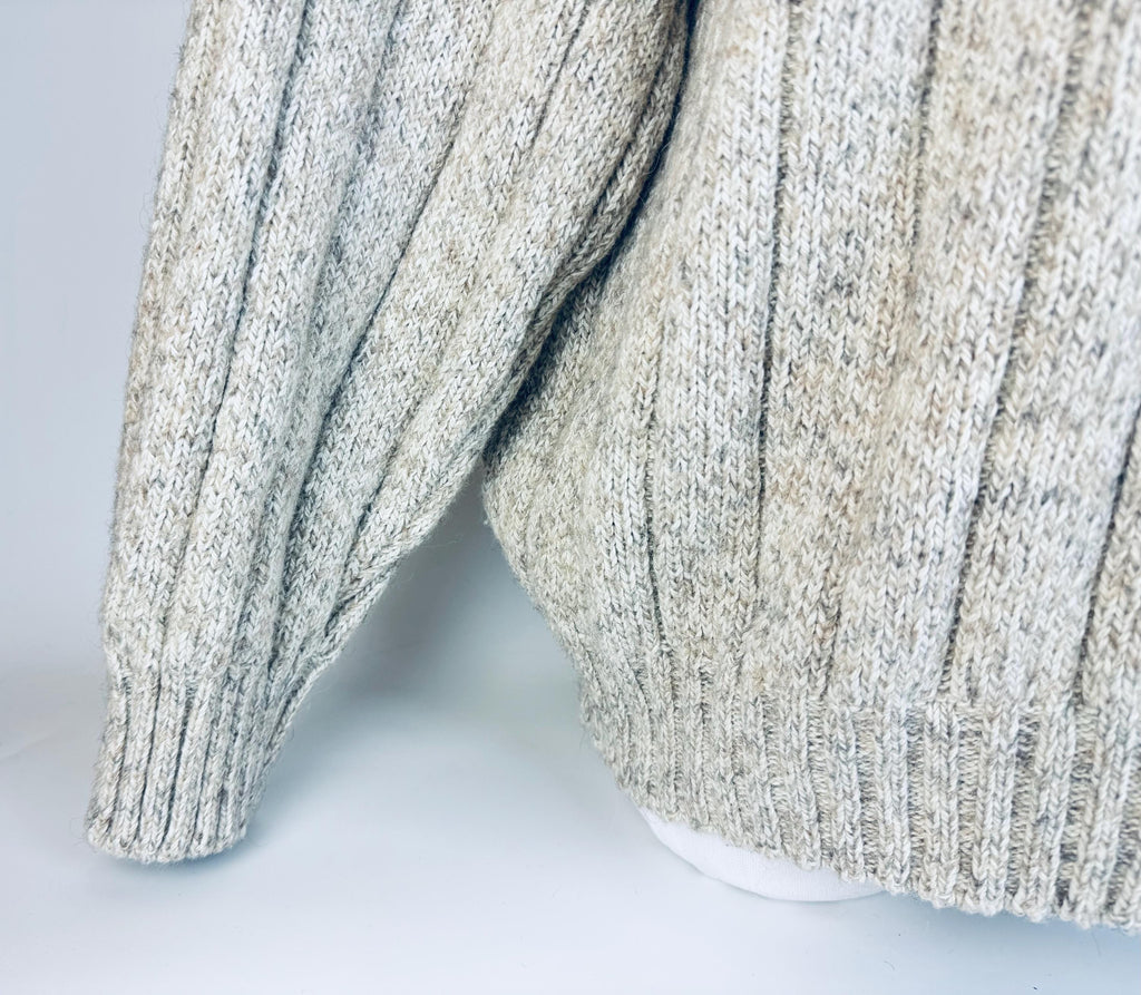 Vintage 'WINDRIVER' Outfitting Co. Beige Ribbed V Neck Sweater - Cotton & Wool Blend - Size Large - Made In Canada