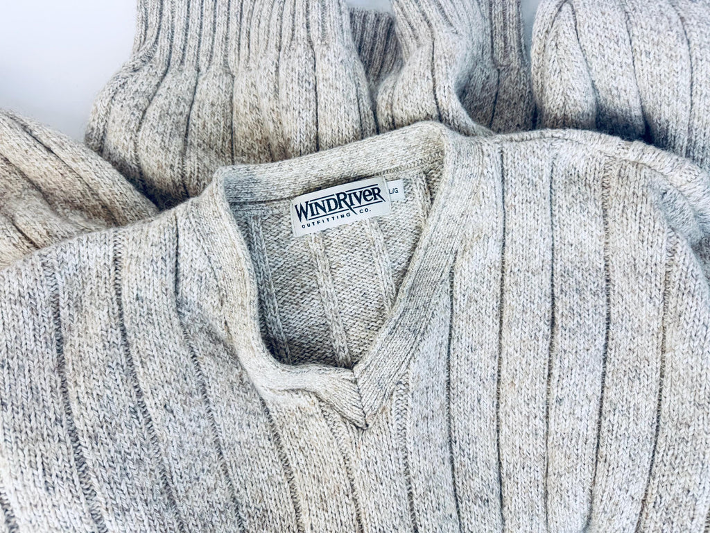 Vintage 'WINDRIVER' Outfitting Co. Beige Ribbed V Neck Sweater - Cotton & Wool Blend - Size Large - Made In Canada