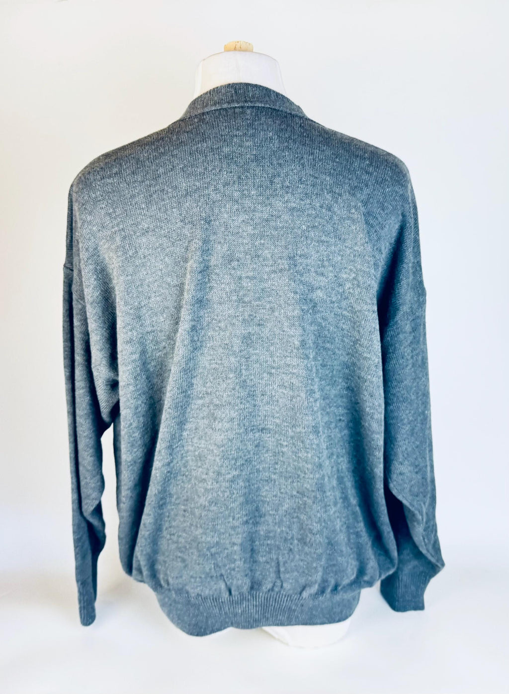 Vintage 1970s Thomas James Grey Knit Acrylic Sweater Cardigan  Made-in-Canada Layering Piece