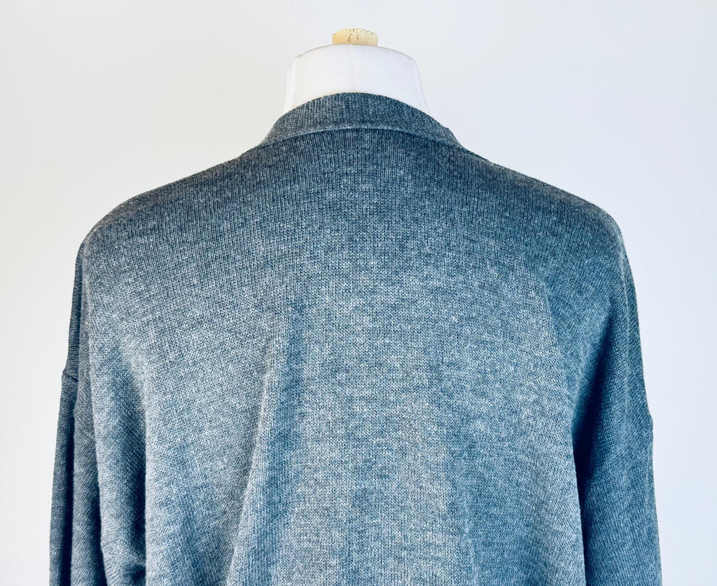 Vintage 1970s Thomas James Grey Knit Acrylic Sweater Cardigan  Made-in-Canada Layering Piece