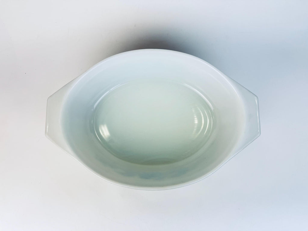 Vintage 1970s Pyrex “Homestead Tan Speckled Blue Scroll Casserole Dish  2.5 L #045 Oval Ovenware