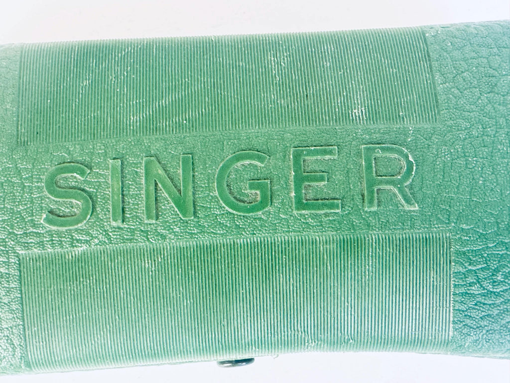 Vintage 1950s Singer Buttonholer 160506 Sewing Machine Attachment in Green Case  Complete with Templates & Accessories - Made In USA