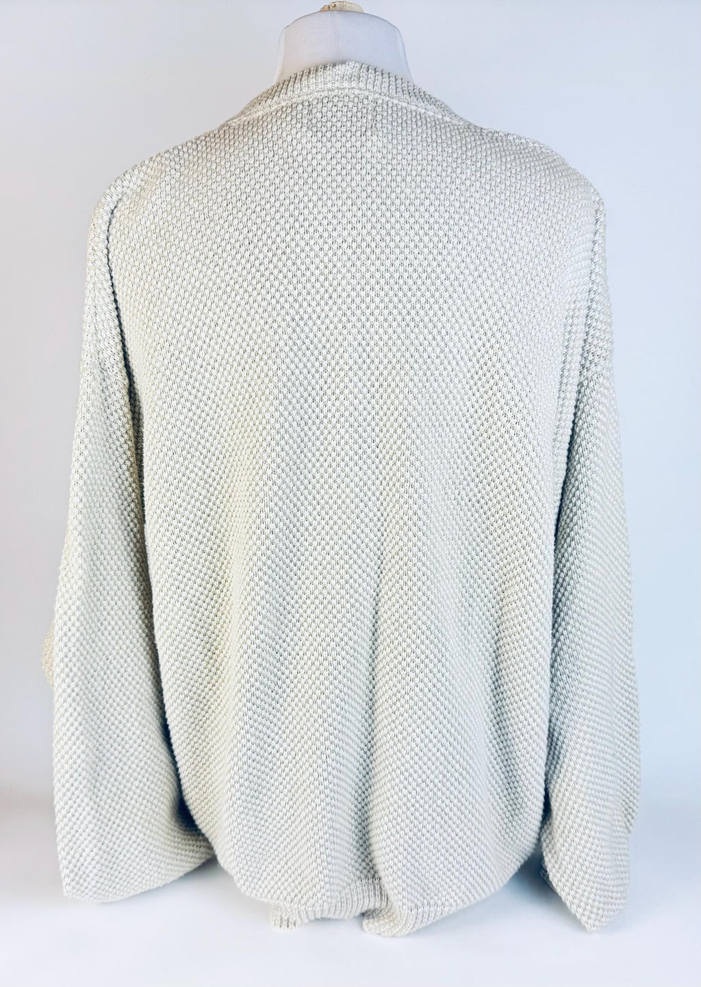 Vintage 'PECONIC Bay Traders' Beige Waffle Knit Henley Sweater - Size X-Large - Made In USA