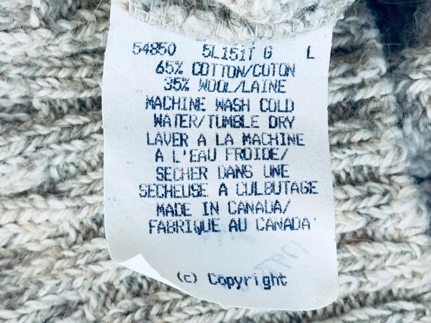 Vintage 'WINDRIVER' Outfitting Co. Beige Ribbed V Neck Sweater - Cotton & Wool Blend - Size Large - Made In Canada