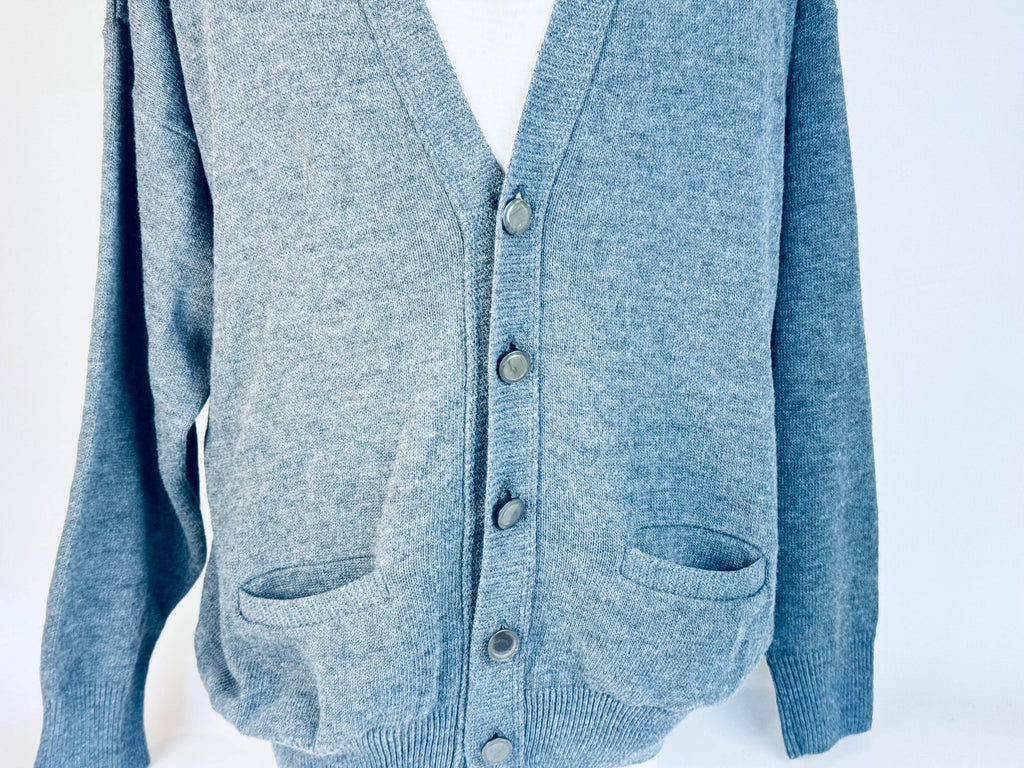 Vintage 1970s Thomas James Grey Knit Acrylic Sweater Cardigan  Made-in-Canada Layering Piece