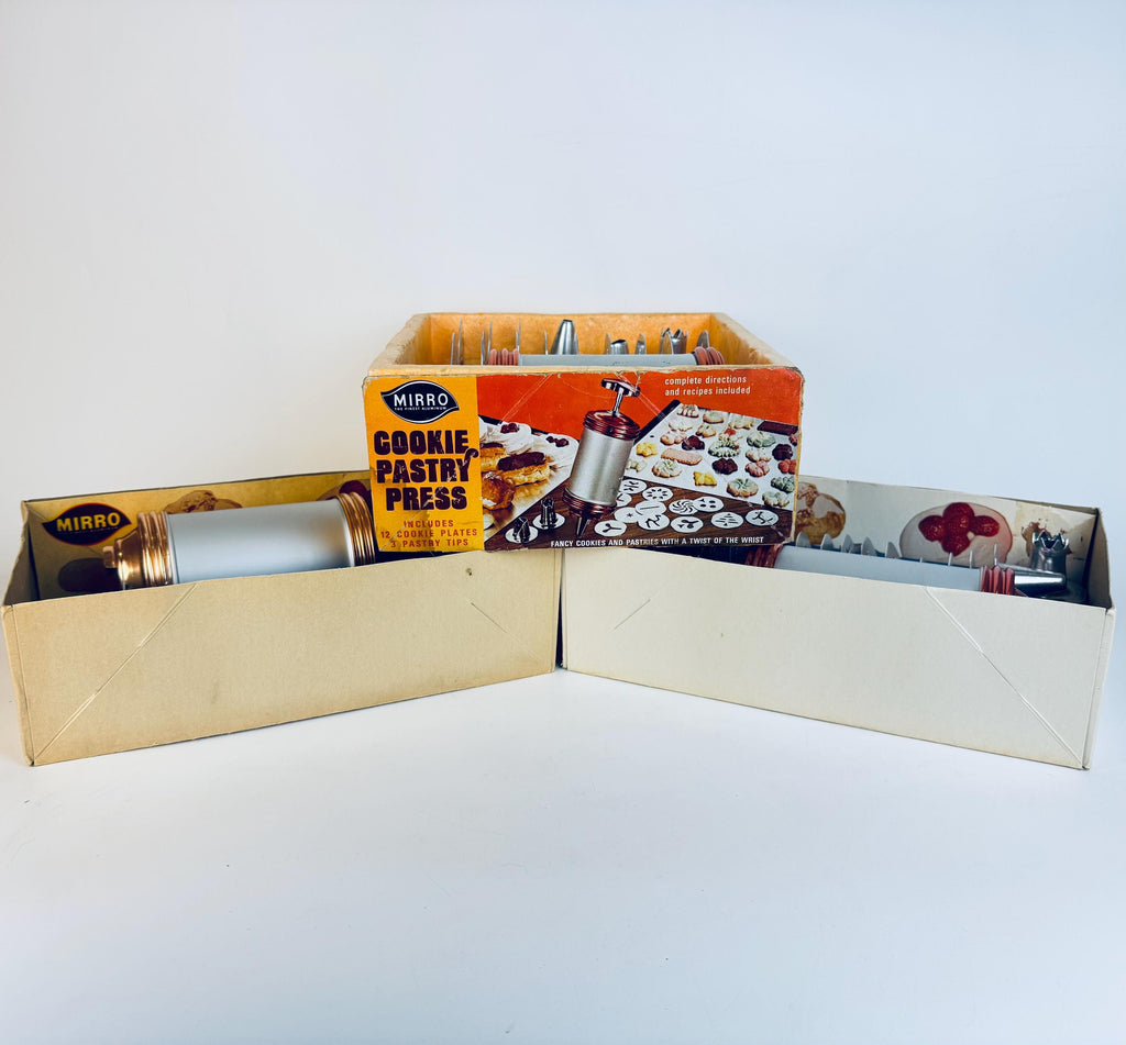 Vintage Mid-Century 'MIRRO' Aluminium Cookie Pastry Press - Made in USA - Baker Gift
