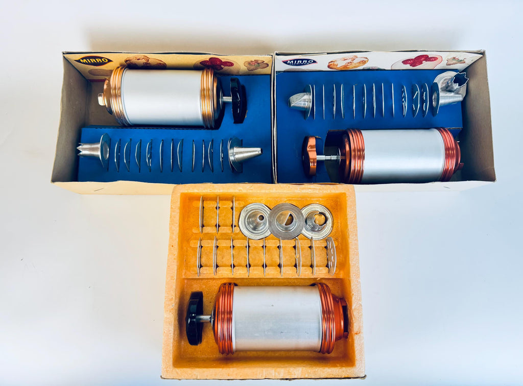 Vintage Mid-Century 'MIRRO' Aluminium Cookie Pastry Press - Made in USA - Baker Gift