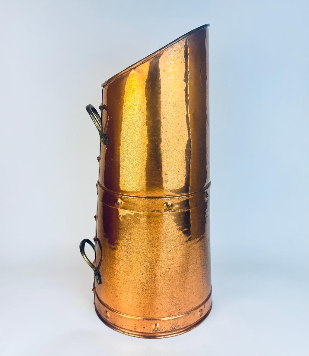 Vintage Ethan Allen Hammered Copper Log Bucket  1960s England Brass-Handled Fireside Accent