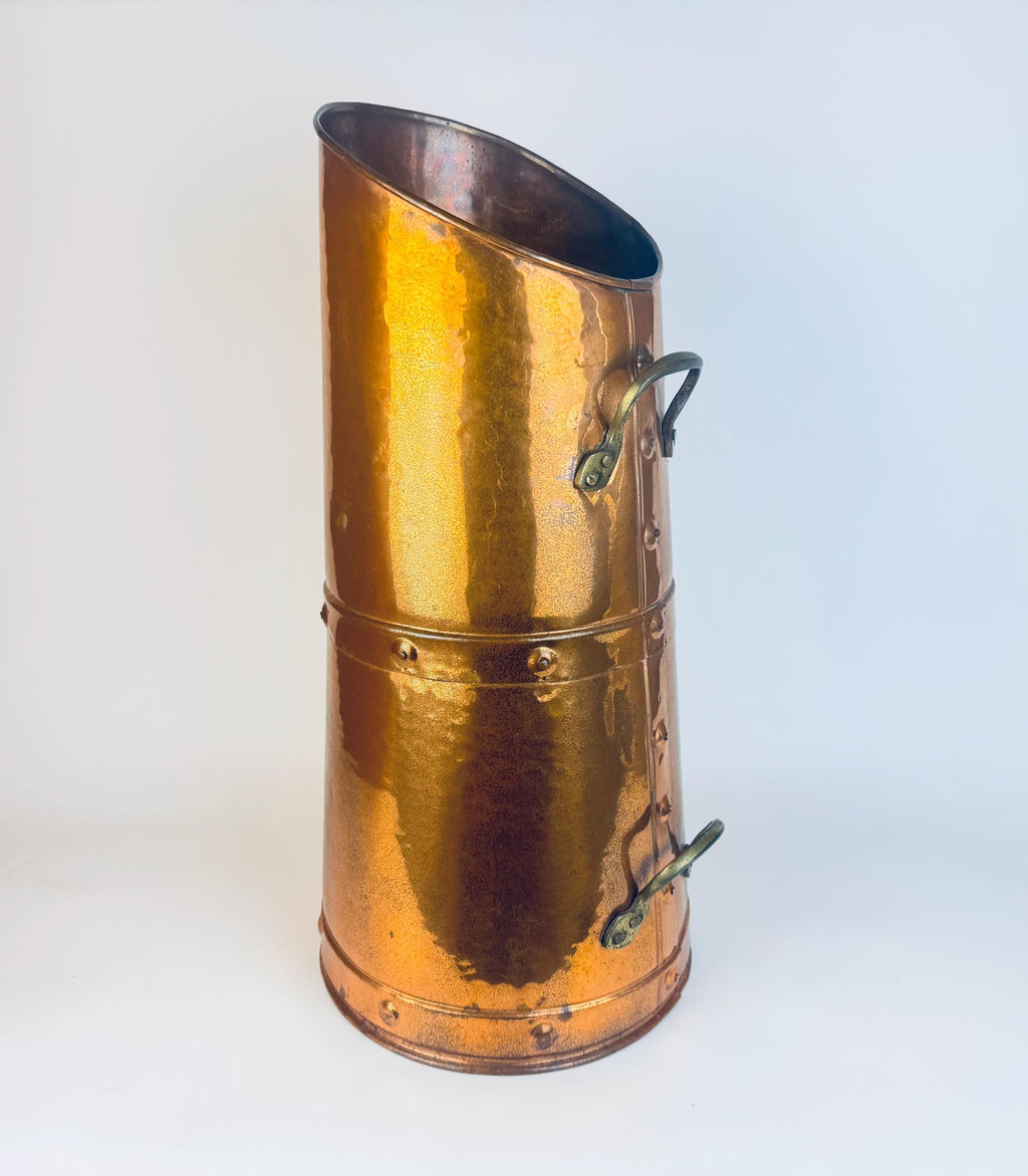 Vintage Ethan Allen Hammered Copper Log Bucket  1960s England Brass-Handled Fireside Accent