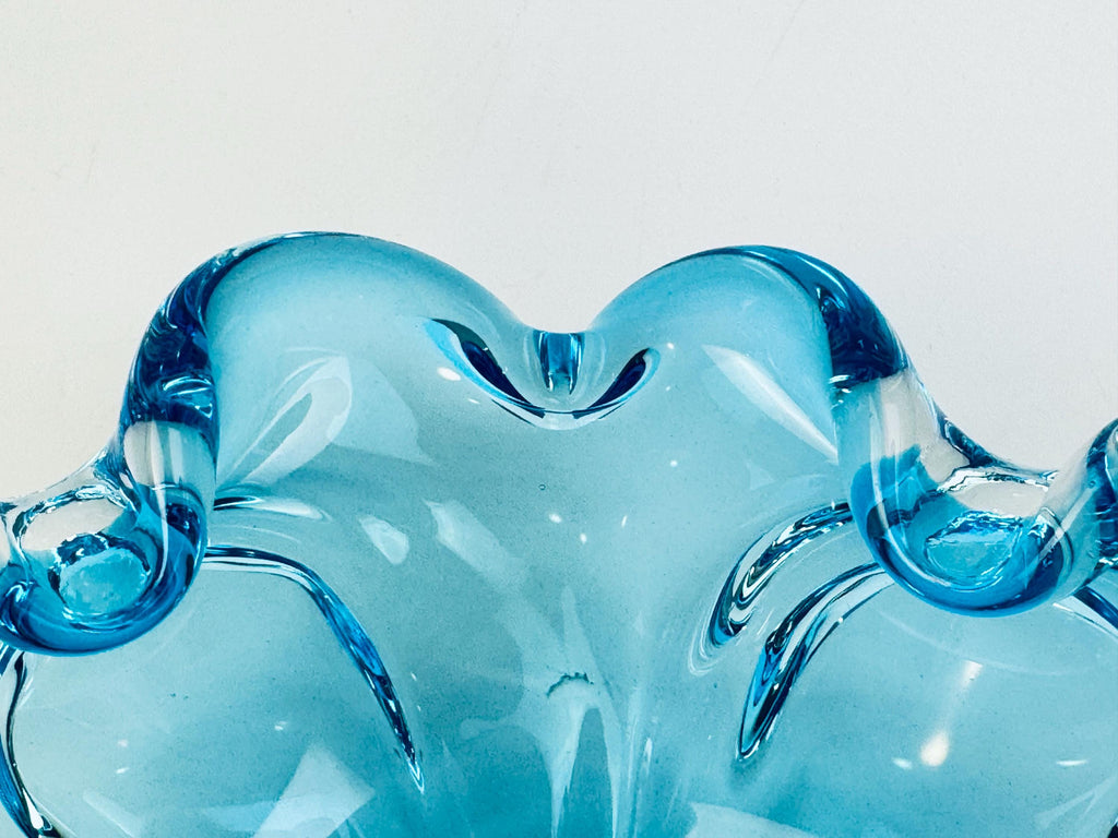 Vintage Aqua Blue Chalet-Style Art Glass Bowl 1960s Canadian Freeform Centrepiece