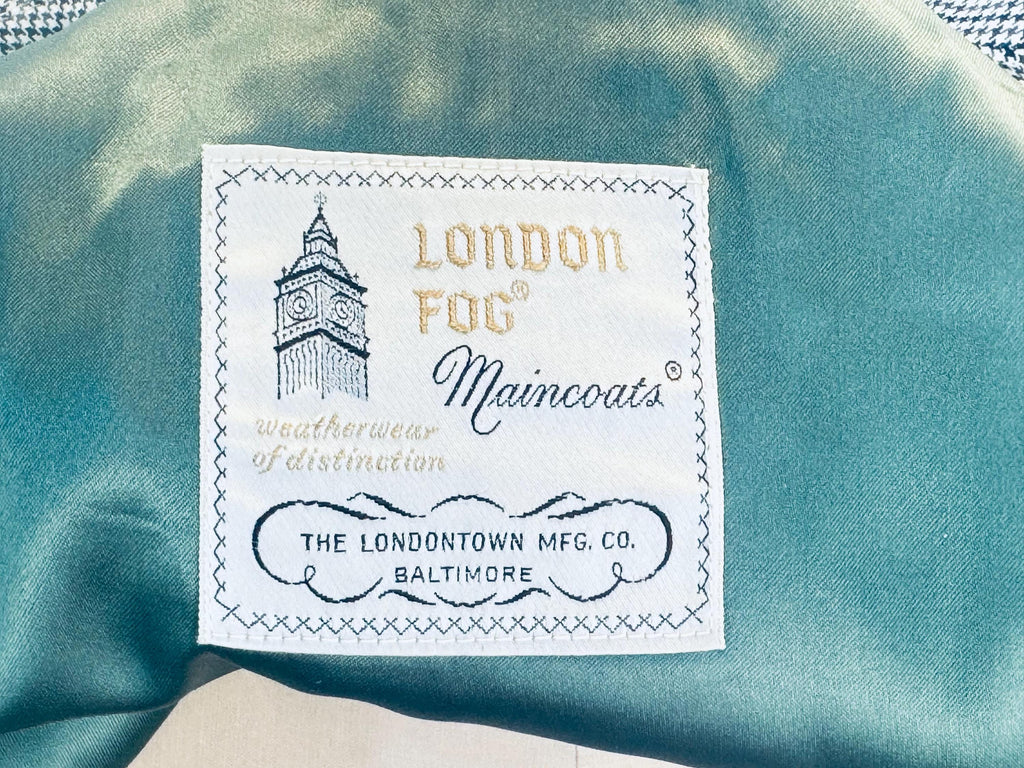 Vintage Early 1970s London Fog IMAGINIT Textured Polyester Houndstooth Tan & Black Overcoat  Made in Canada  Classic Maincoat