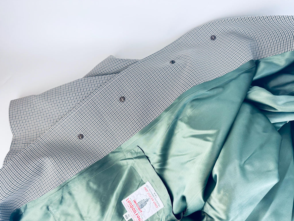 Vintage Early 1970s London Fog IMAGINIT Textured Polyester Houndstooth Tan & Black Overcoat  Made in Canada  Classic Maincoat