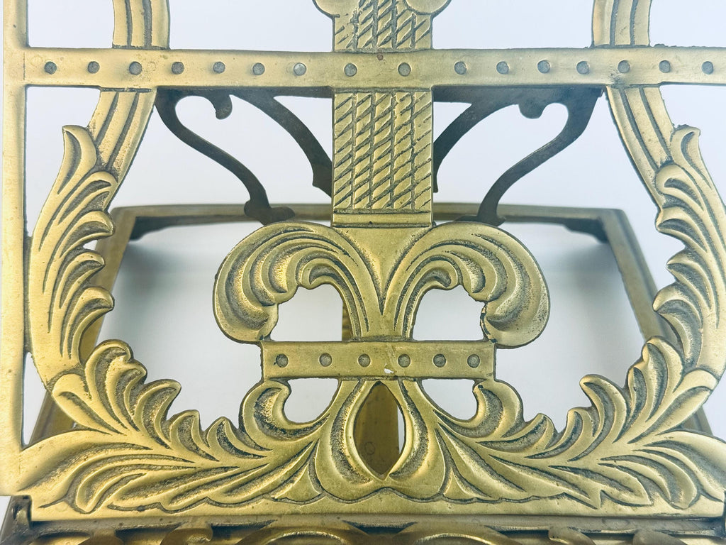 Vintage Brass Adjustable Book Stand  1960s Acanthus-Leaf Scroll Display Easel for Books or Sheet Music