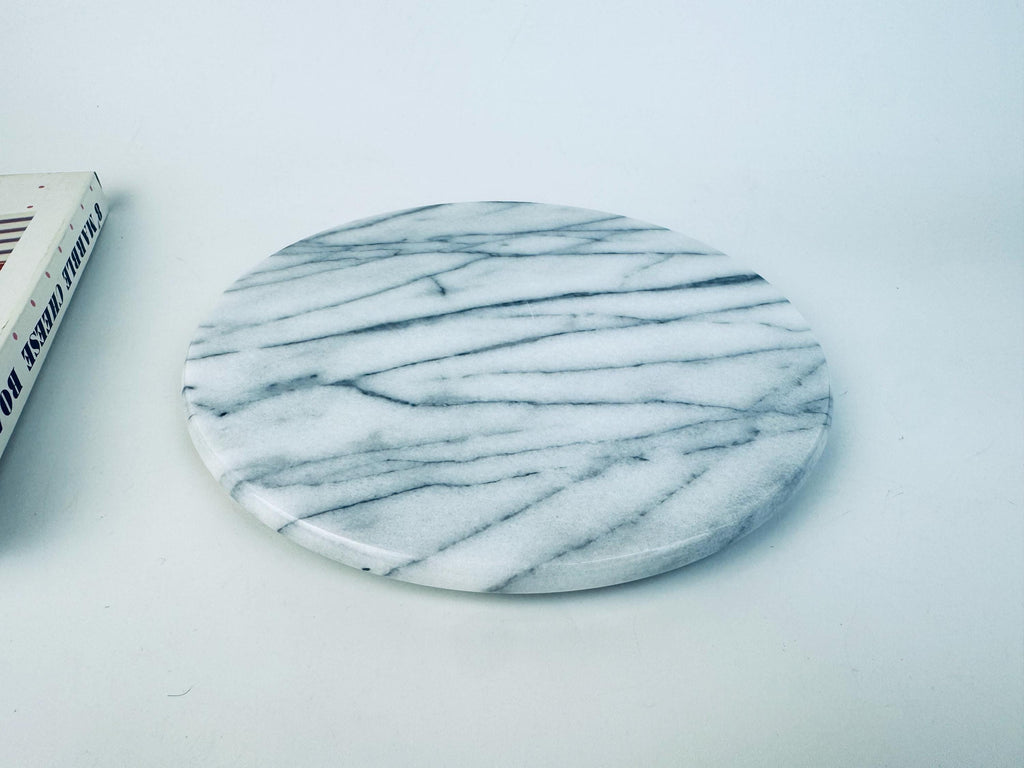 Vintage  1980s White & Grey Round Marble Cheese Boar - 8 Inch Italian Luxe Serving Platter