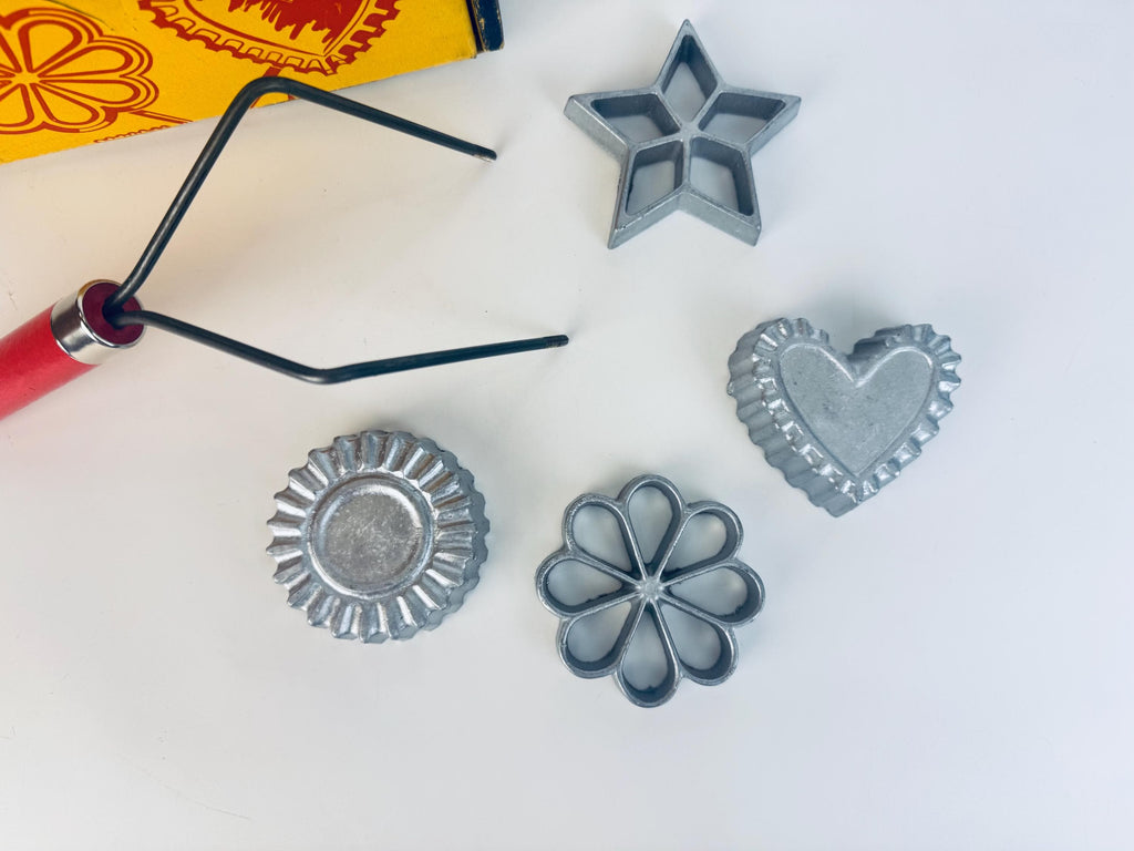 Vintage 1950s Nordic Ware Aluminium Rosette Timbale Iron Set with Box for Baking