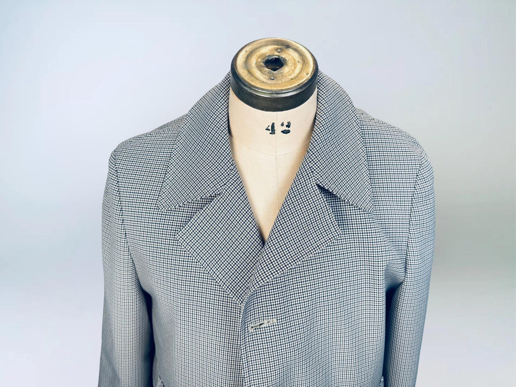 Vintage Early 1970s London Fog IMAGINIT Textured Polyester Houndstooth Tan & Black Overcoat  Made in Canada  Classic Maincoat