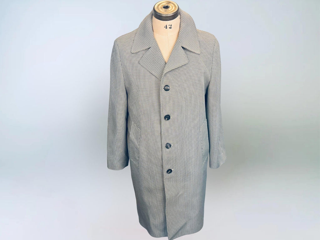 Vintage Early 1970s London Fog IMAGINIT Textured Polyester Houndstooth Tan & Black Overcoat  Made in Canada  Classic Maincoat