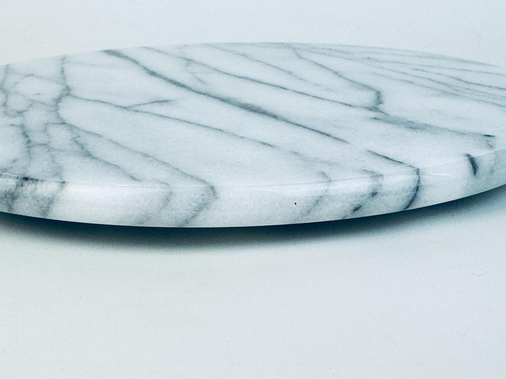 Vintage  1980s White & Grey Round Marble Cheese Boar - 8 Inch Italian Luxe Serving Platter