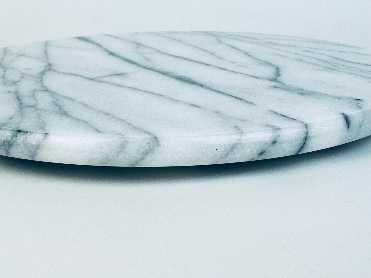 Vintage  1980s White & Grey Round Marble Cheese Boar - 8 Inch Italian Luxe Serving Platter