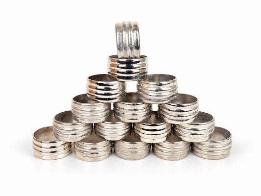 Vintage 1970s Silverplate Ribbed Napkin Rings Set of 16 - Silver Table Decor